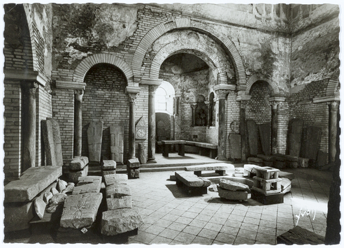 Vorschaubild Poitiers: Baptisterium, Inneres (Postkarte aus der Diakartei) 